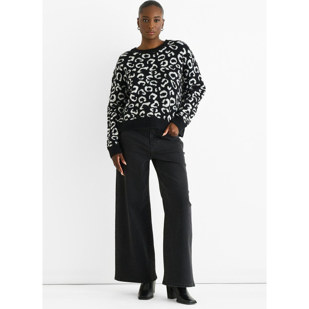 Übergroßer Strickpullover mit Leopardenmuster