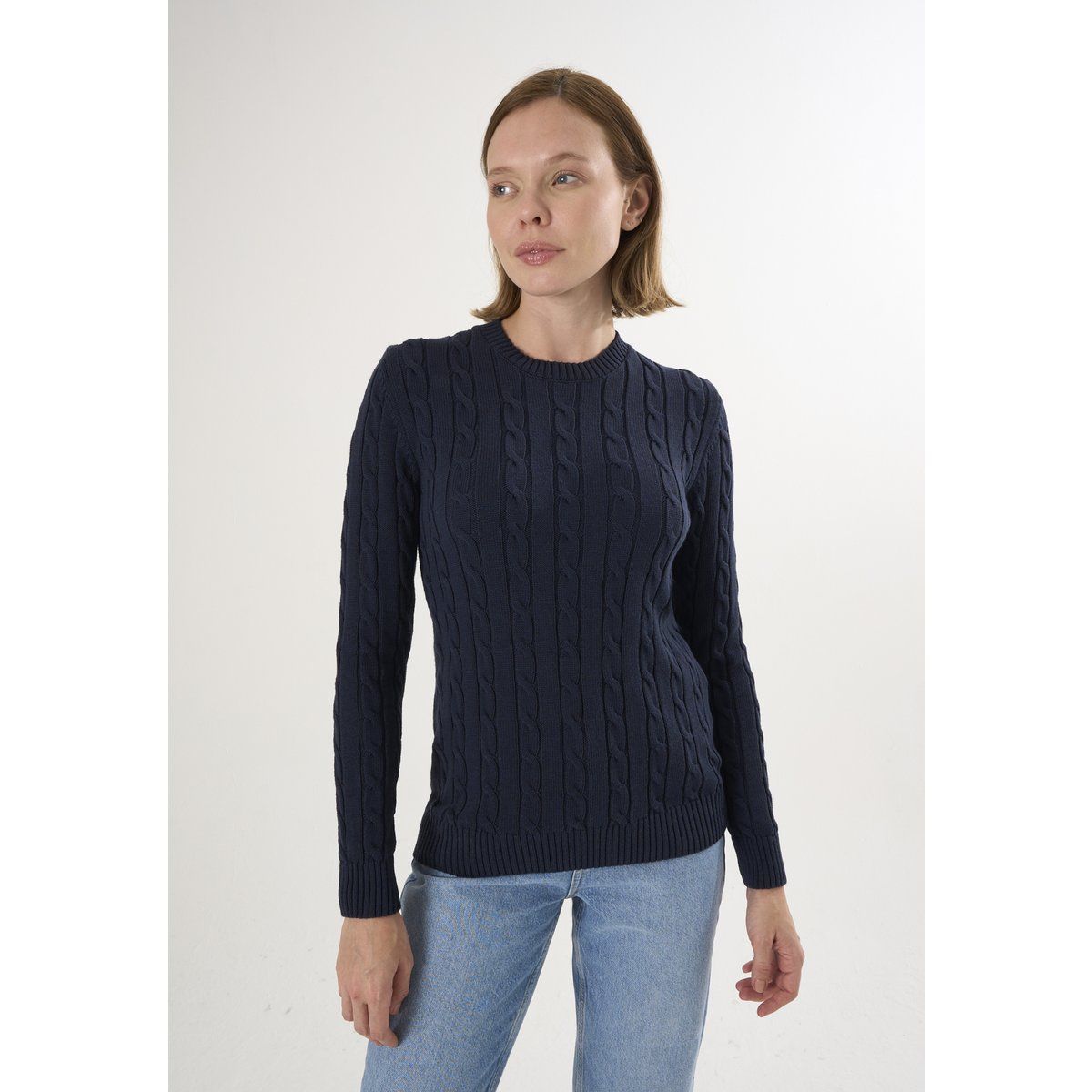 Klassischer Zopfstrick-Pullover mit Rundhalsausschnitt