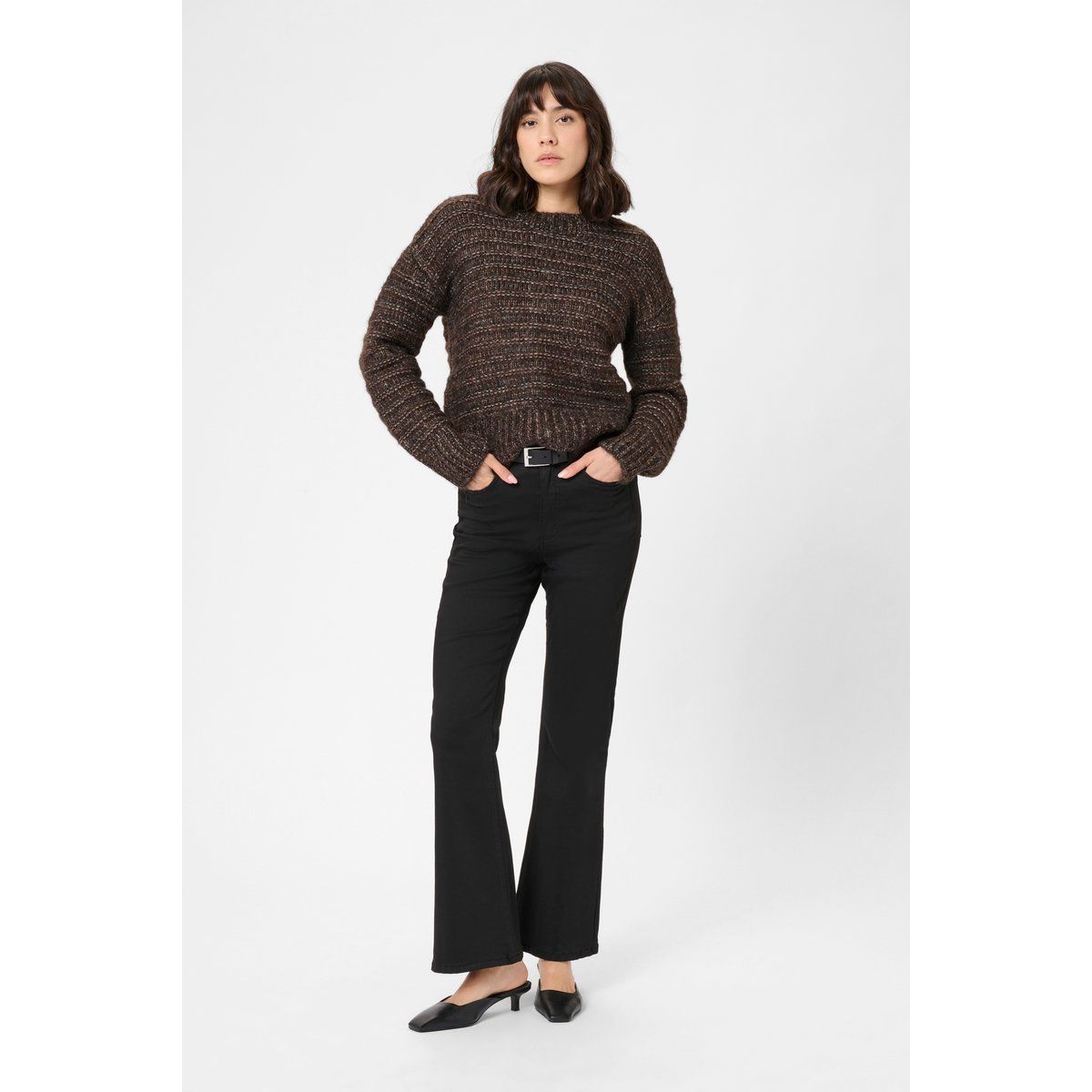 Strukturierter Grobstrickpullover mit Rundhalsausschnitt