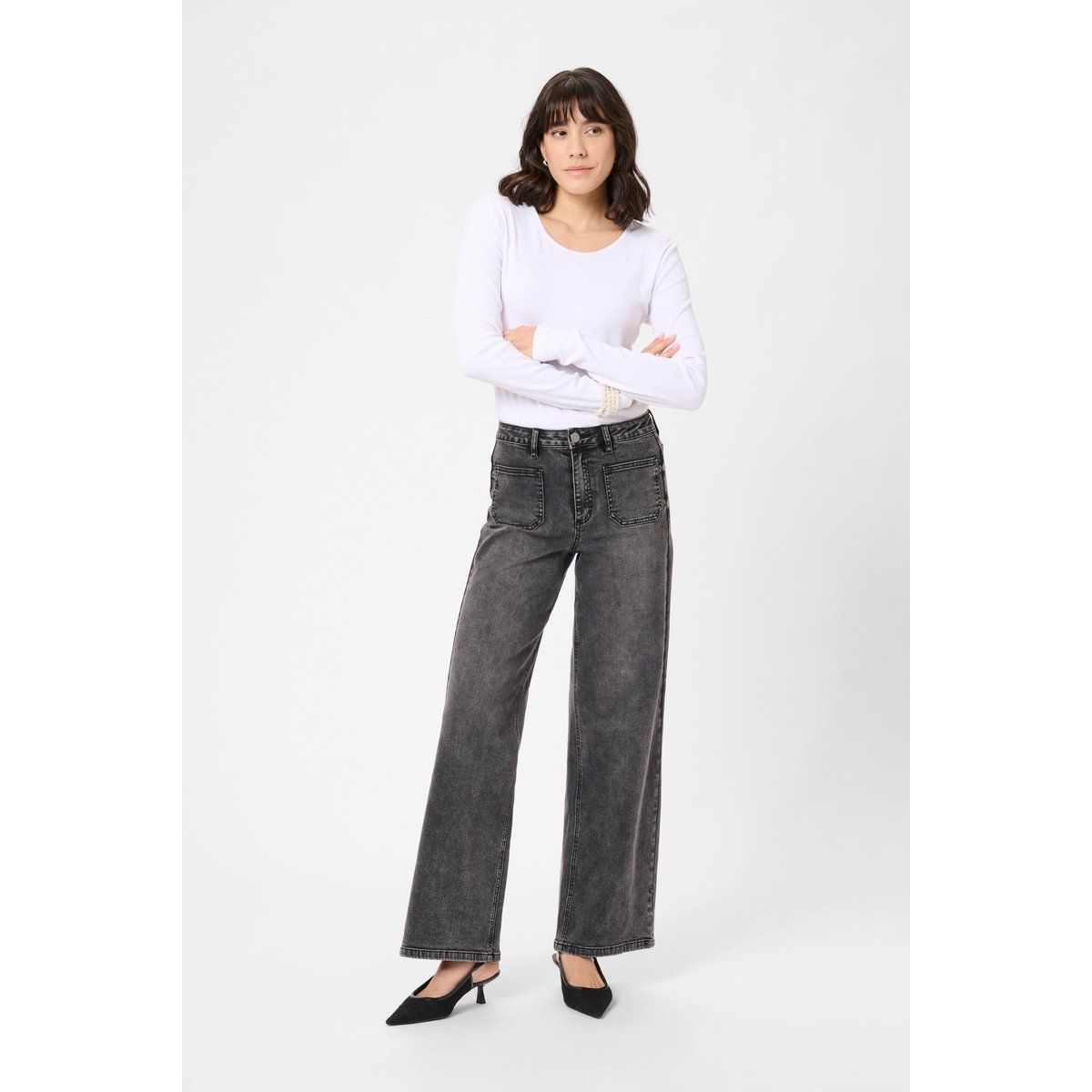 Weite High-Waist-Jeans mit aufgesetzten Taschen