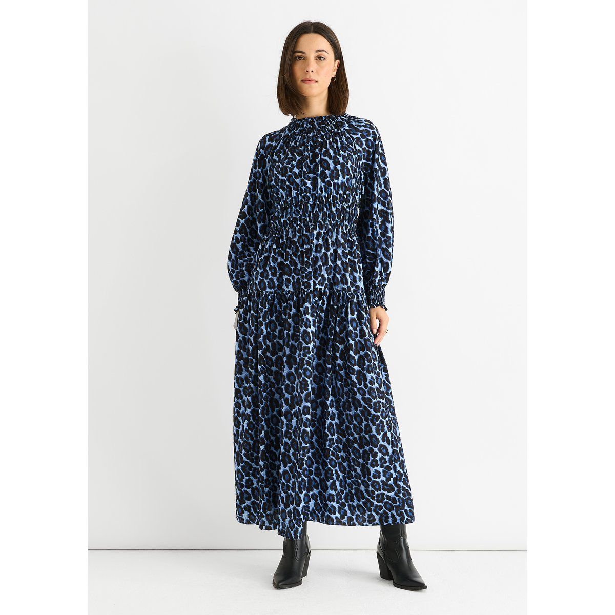 Gesmoktes Maxikleid mit Tierprint