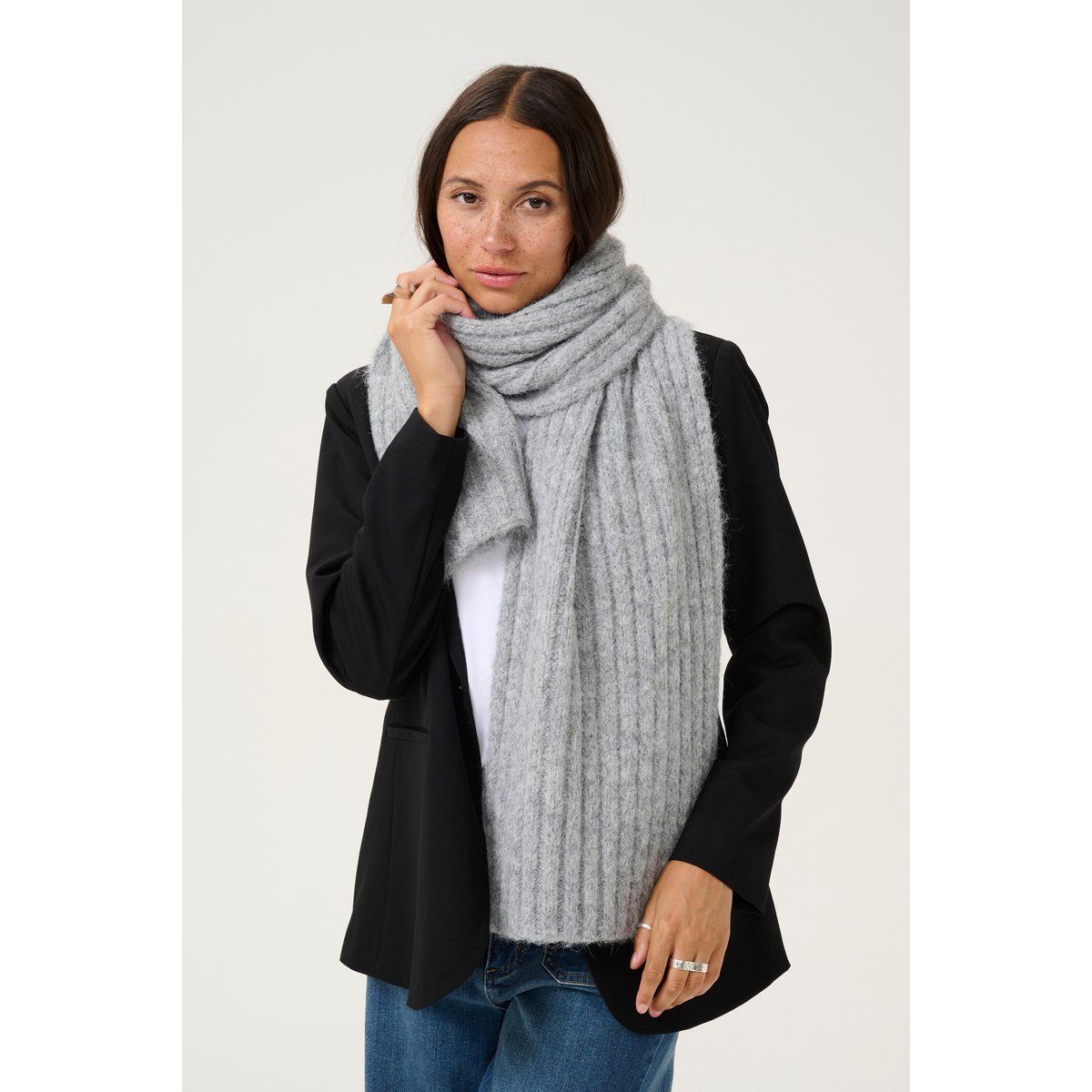 Oversized Weicher Rippstrick-Schal