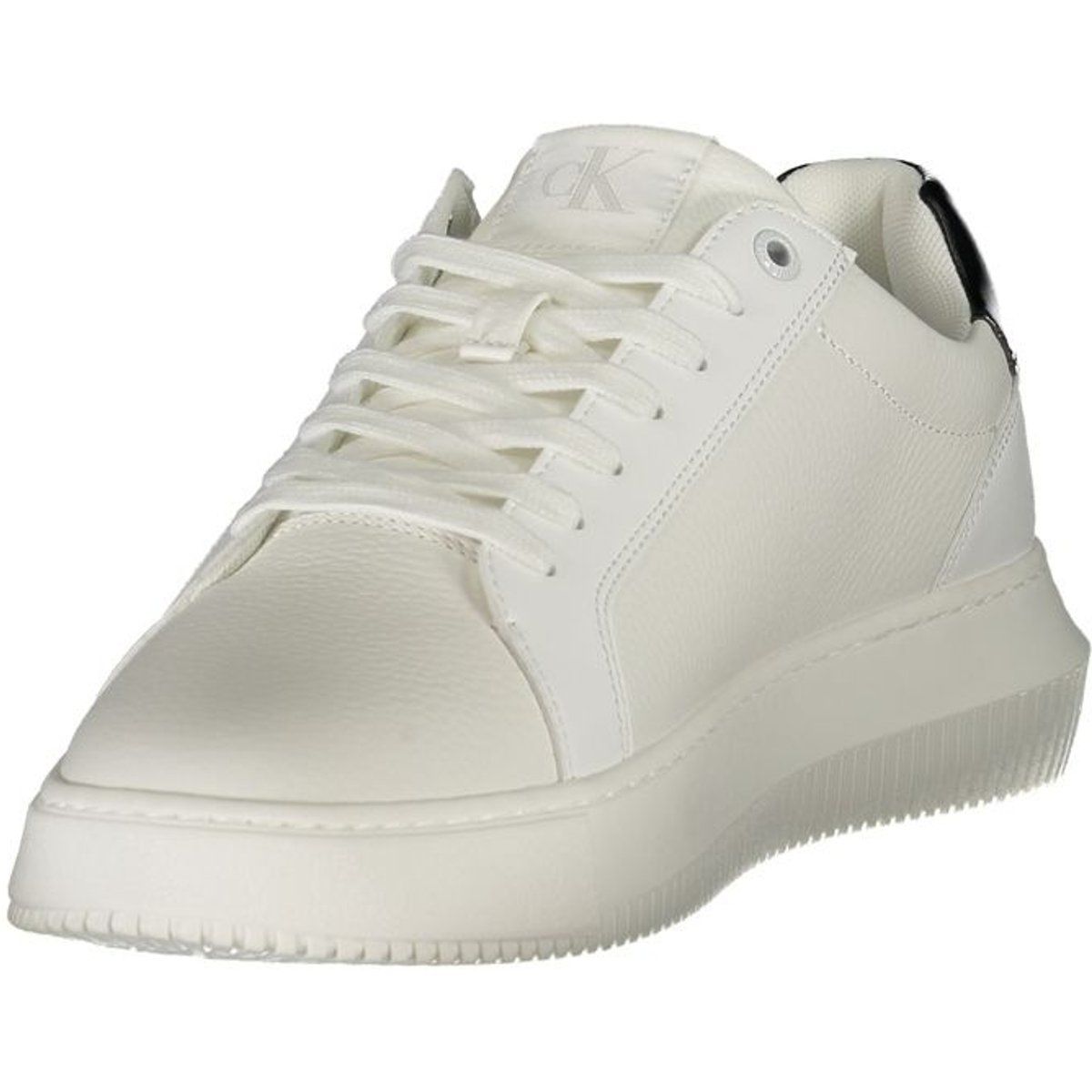 Minimalistische Plateau-Sneaker mit Textur