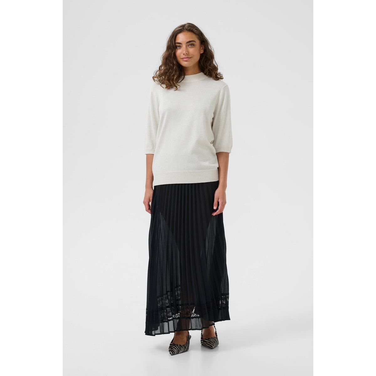 Stricktop mit Stehkragen und Halbarmlänge