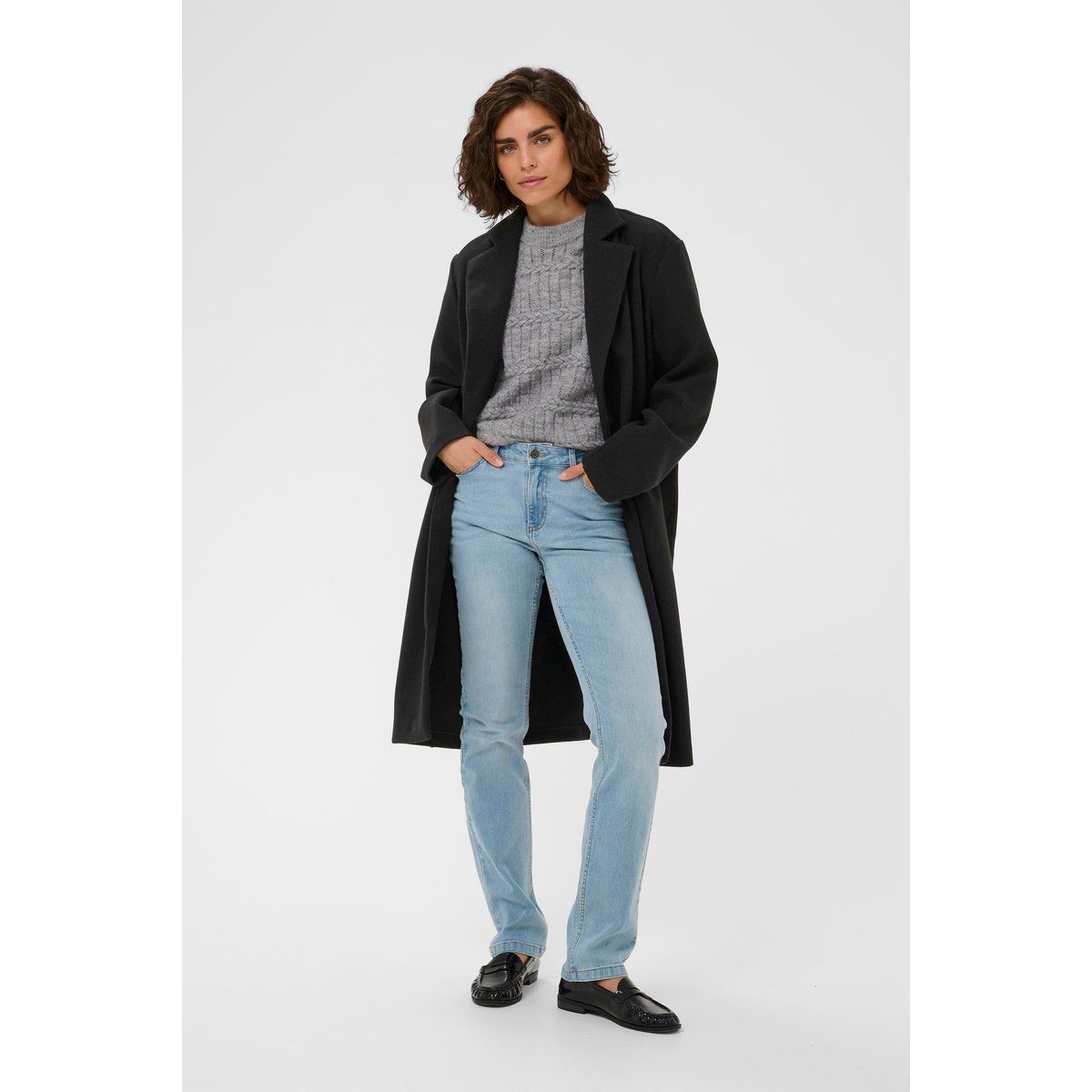 Minimalistischer langer Mantel