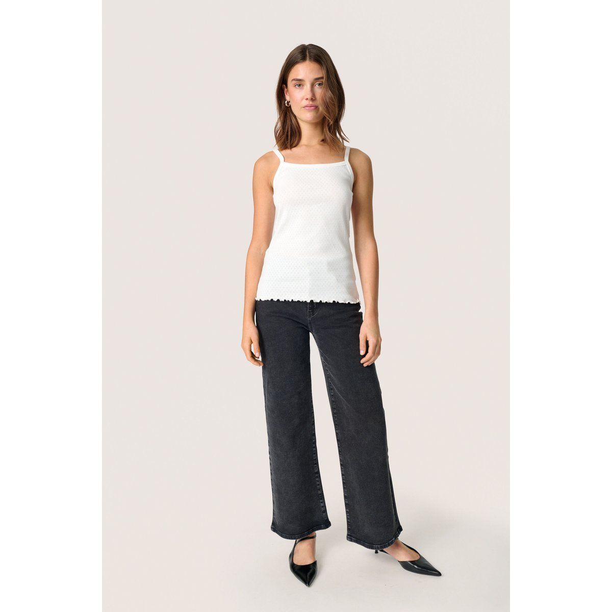 Strukturiertes Tanktop mit Wellensaum