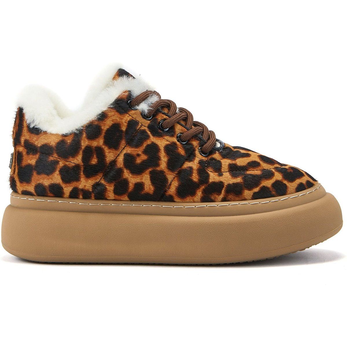 Plateau-Sneaker mit Leopardenmuster und Lammfell