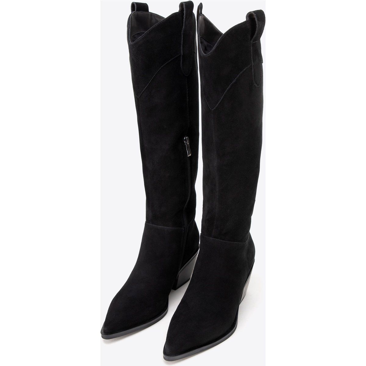 Hohe Cowboystiefel aus Wildleder