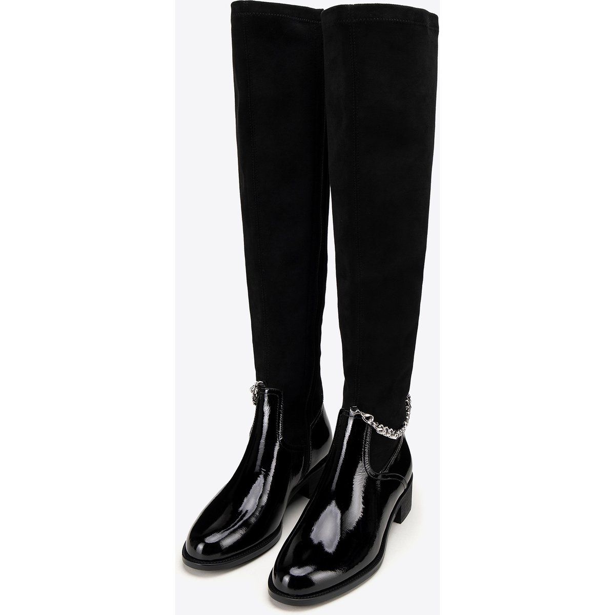 Schicke Overknees mit Kettenakzent