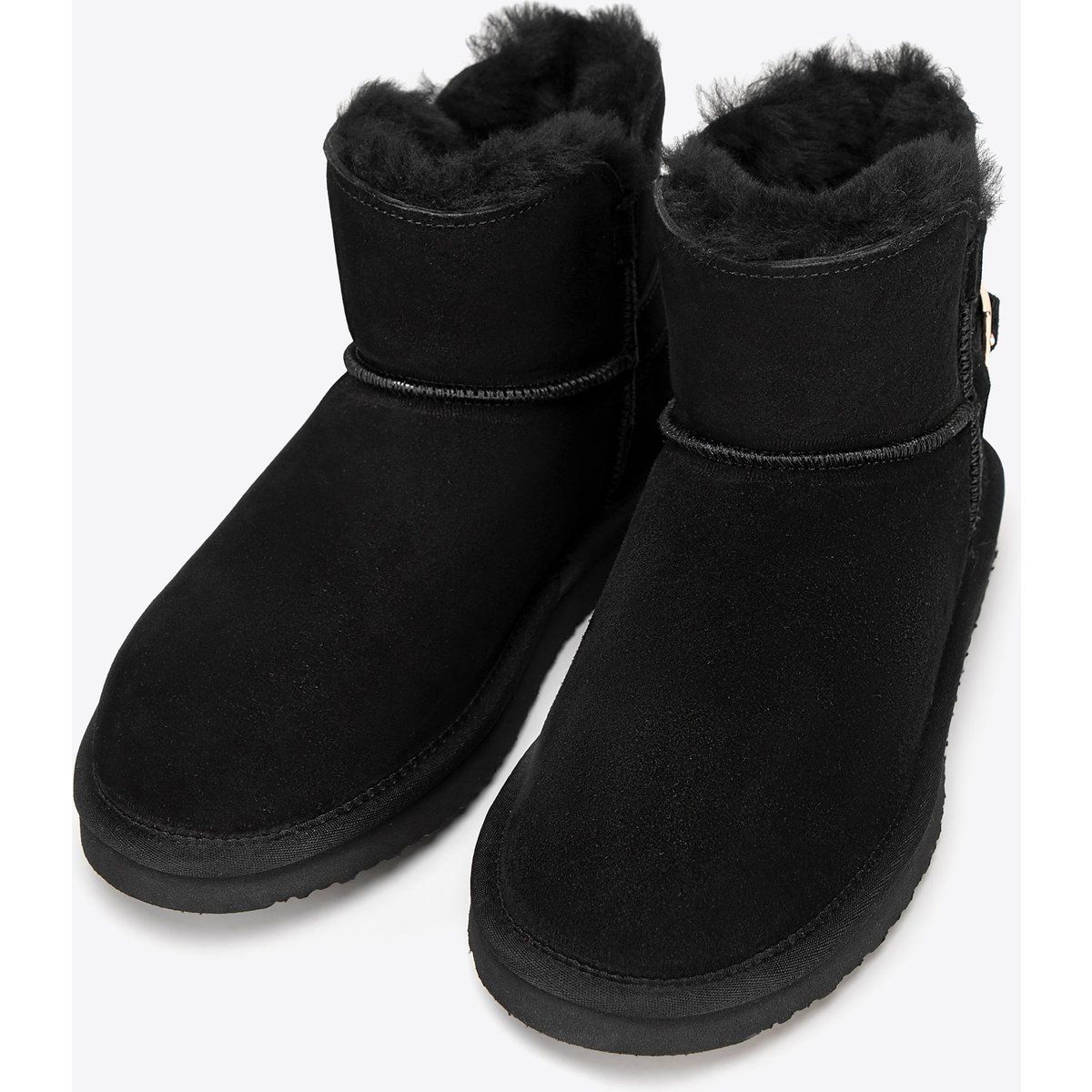 Warme Wildleder-Stiefeletten mit Schnalle
