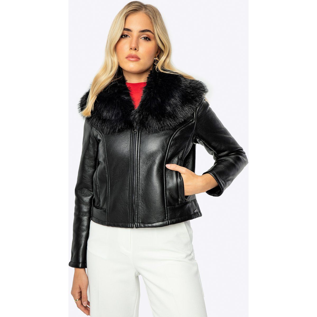 Kunstlederjacke mit Pelzkragen