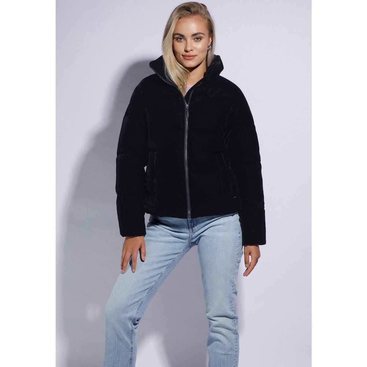 Übergroße Gesteppte Samt-Pufferjacke