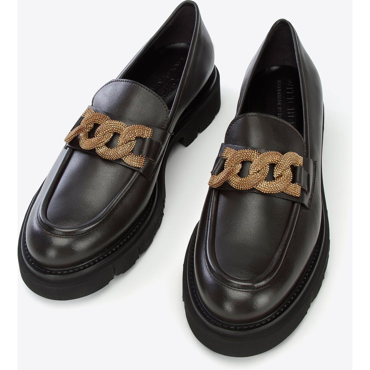 Leder-Loafer mit dekorativer Kette