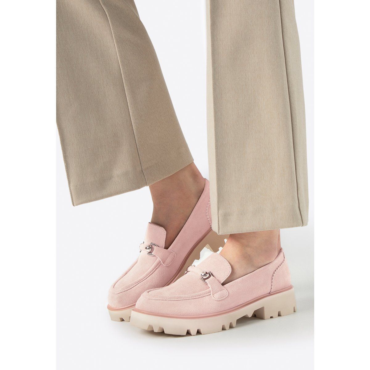 Plateau-Loafer aus Wildleder mit Schnalle