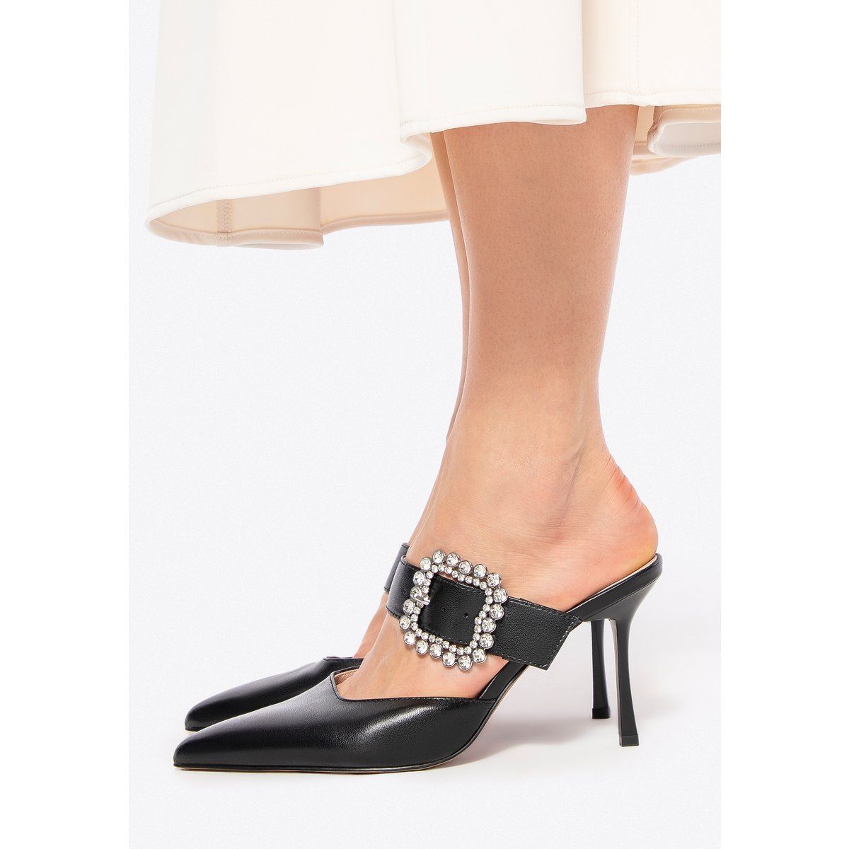 Leder-Mules mit spitzer Kappe