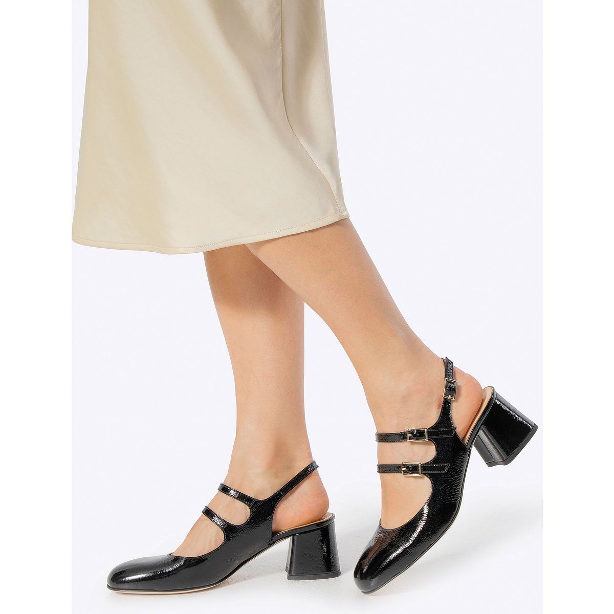 Lackleder-Pumps mit drei Riemen