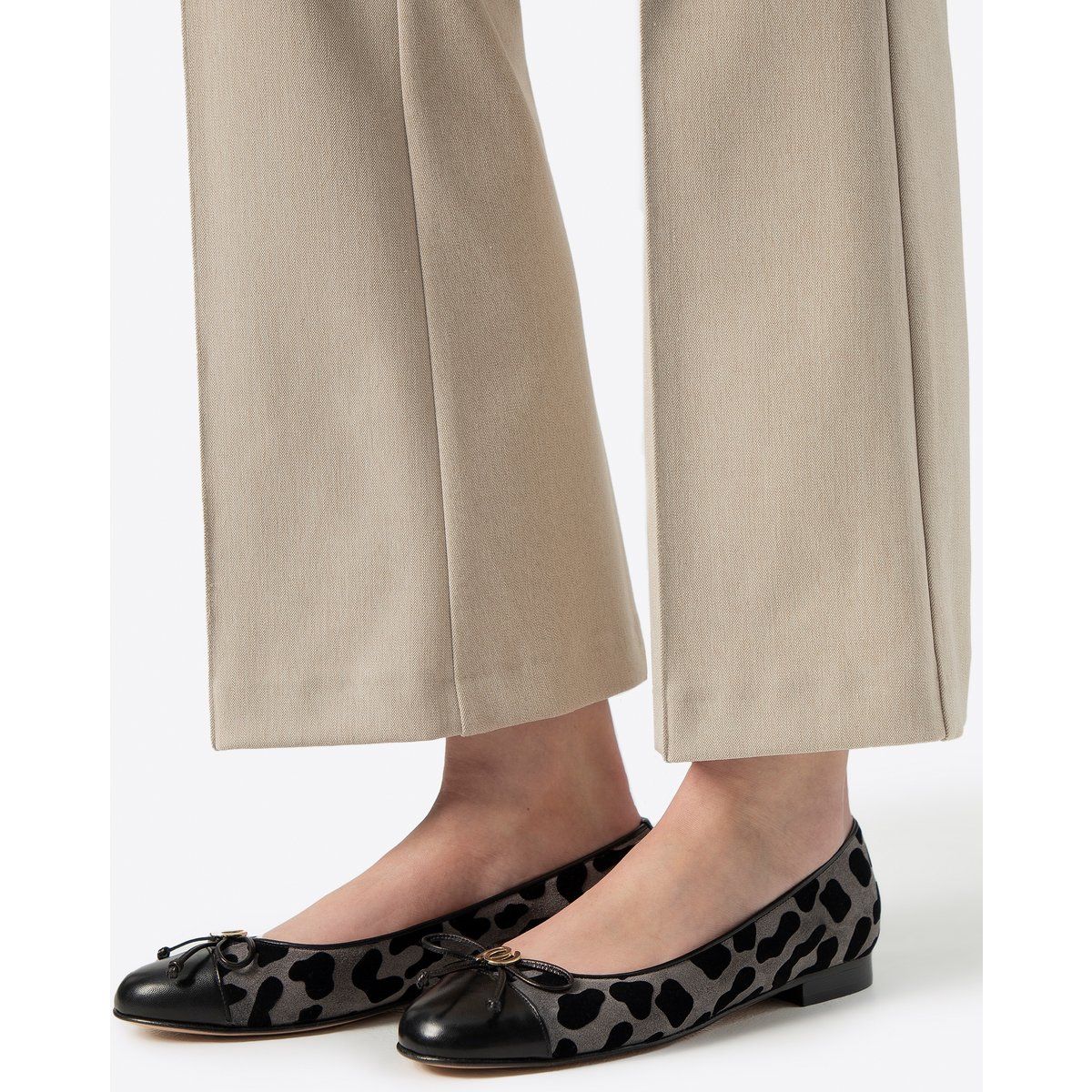 Elegante Lederflats mit Leopardenmuster