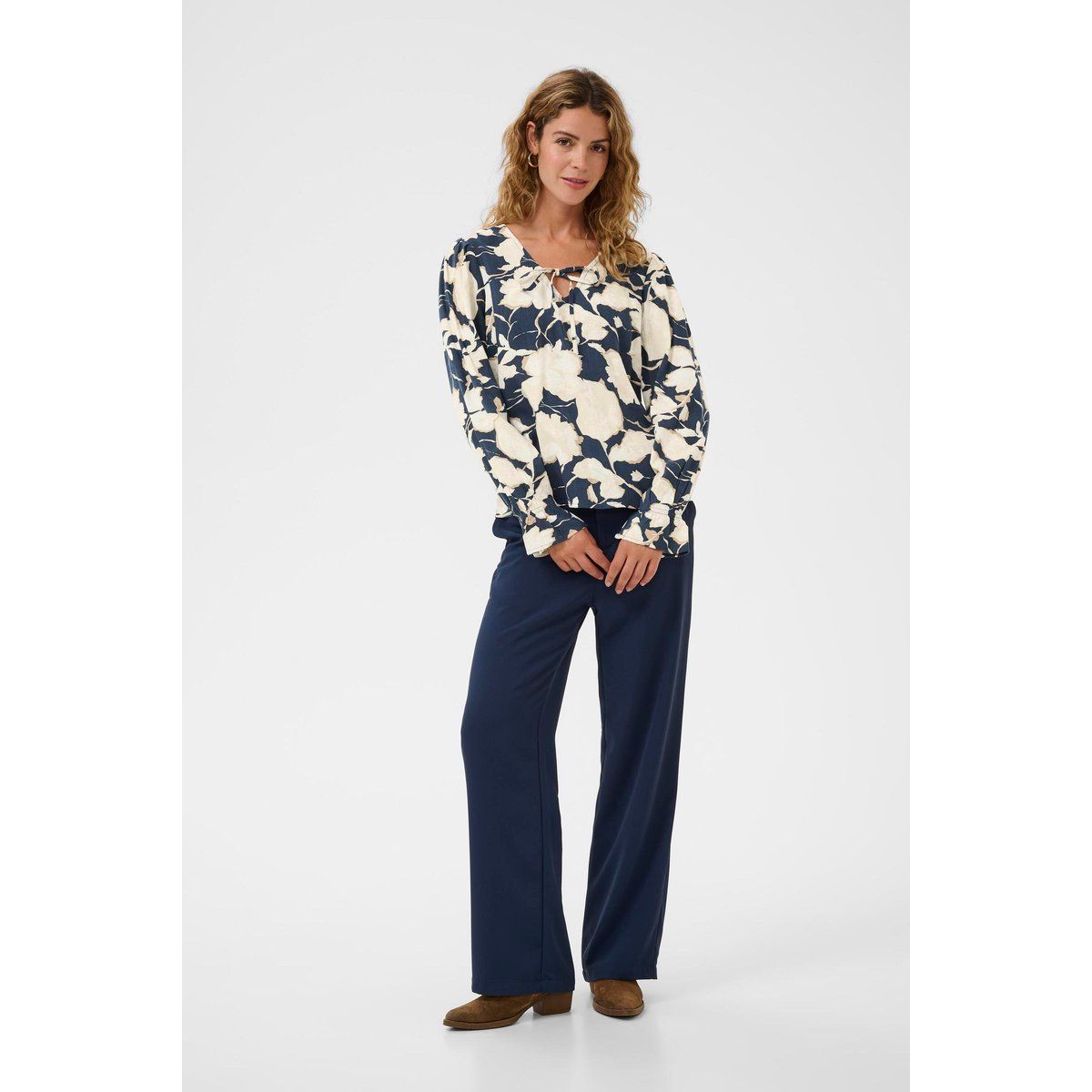 Florale Bluse mit Bindeband