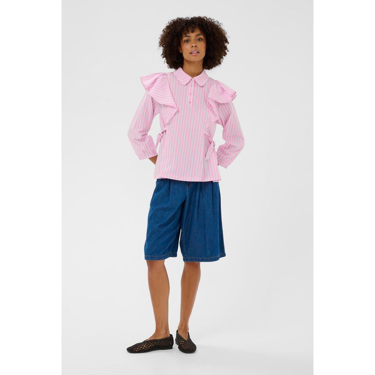 Gestreifte Bluse mit Statement-Rüschen