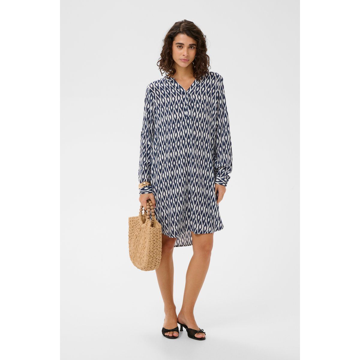 Hemdblusenkleid mit geometrischem Muster