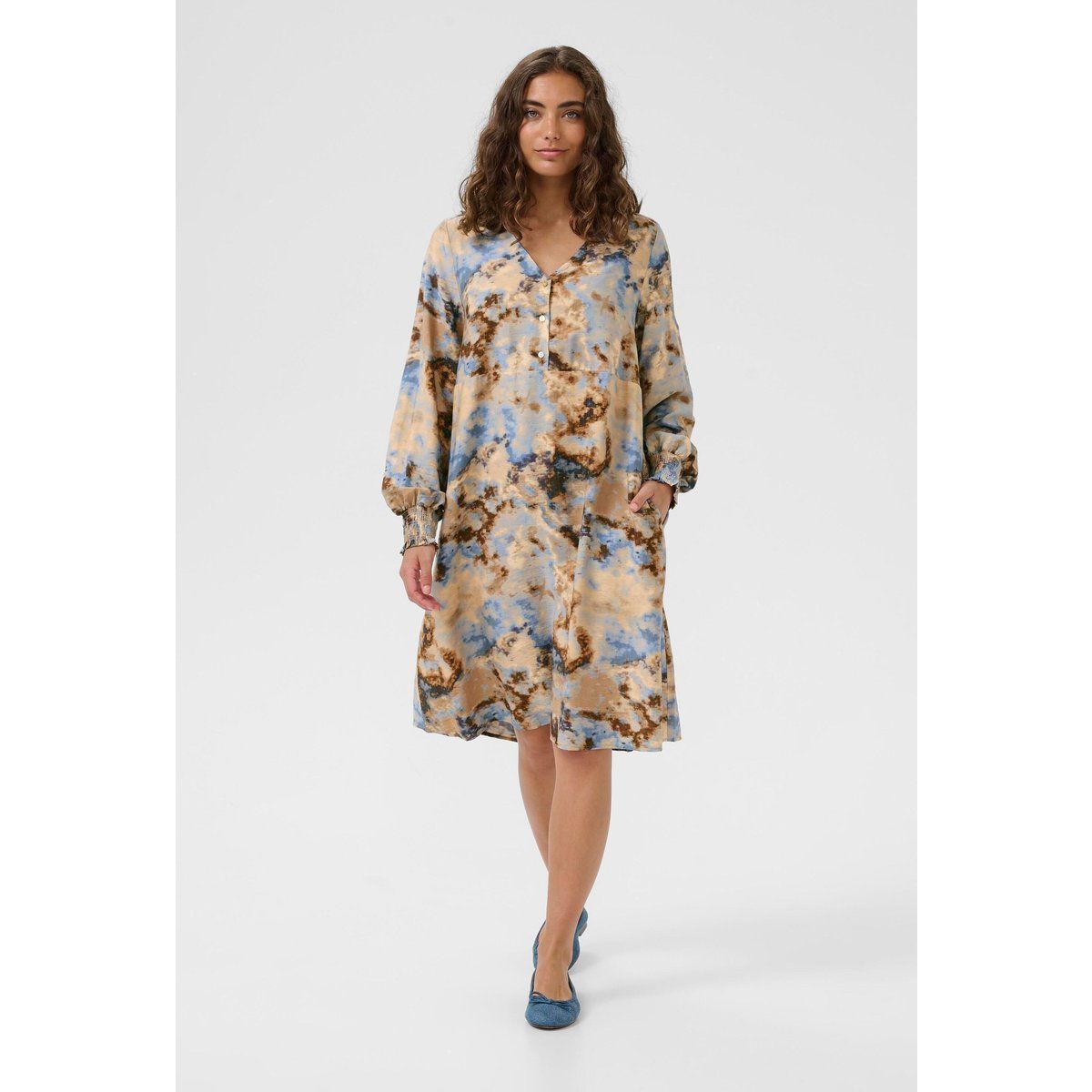 Lockeres Midikleid mit abstraktem Print