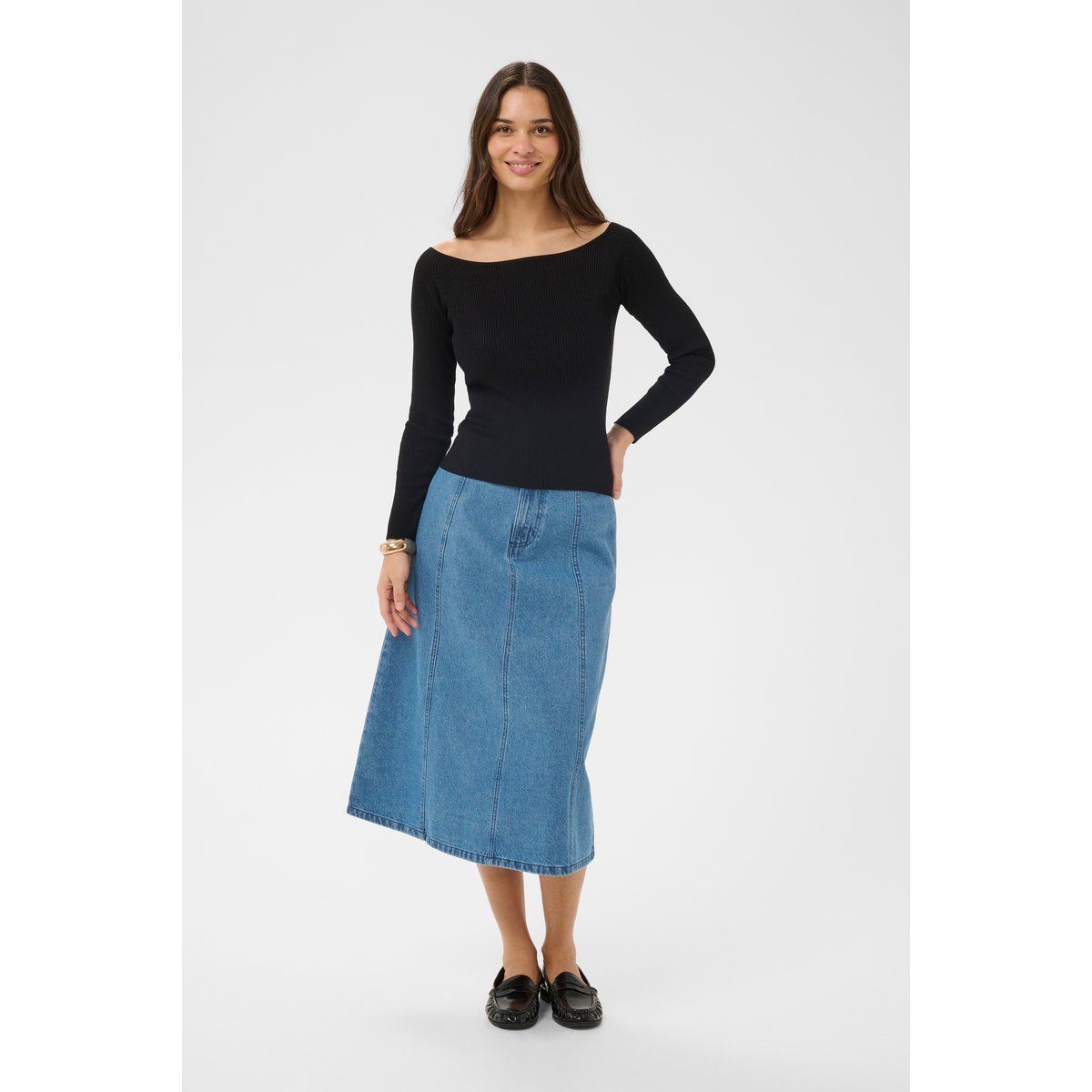 Gerippter Slim-Fit-Pullover mit U-Boot-Ausschnitt