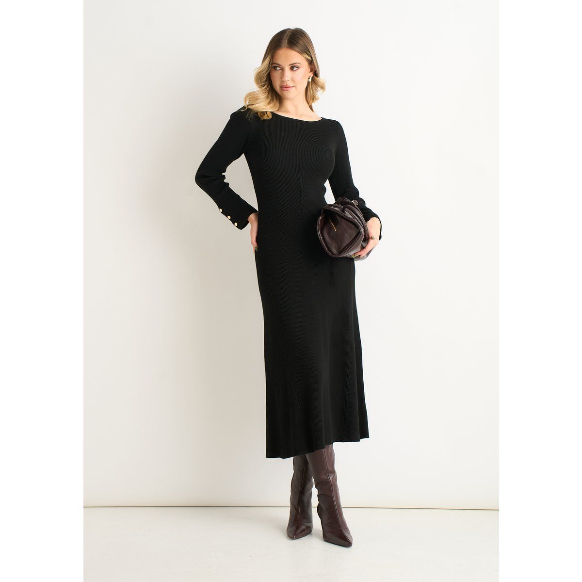 Elegantes Rippstrick-Midikleid