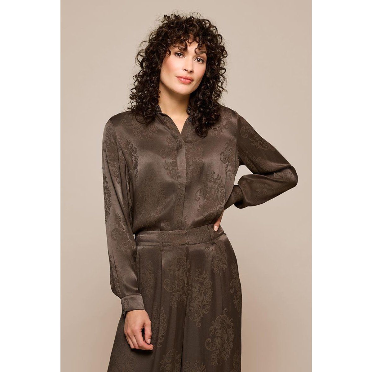 Elegante Jacquard-Bluse mit Blumenmuster