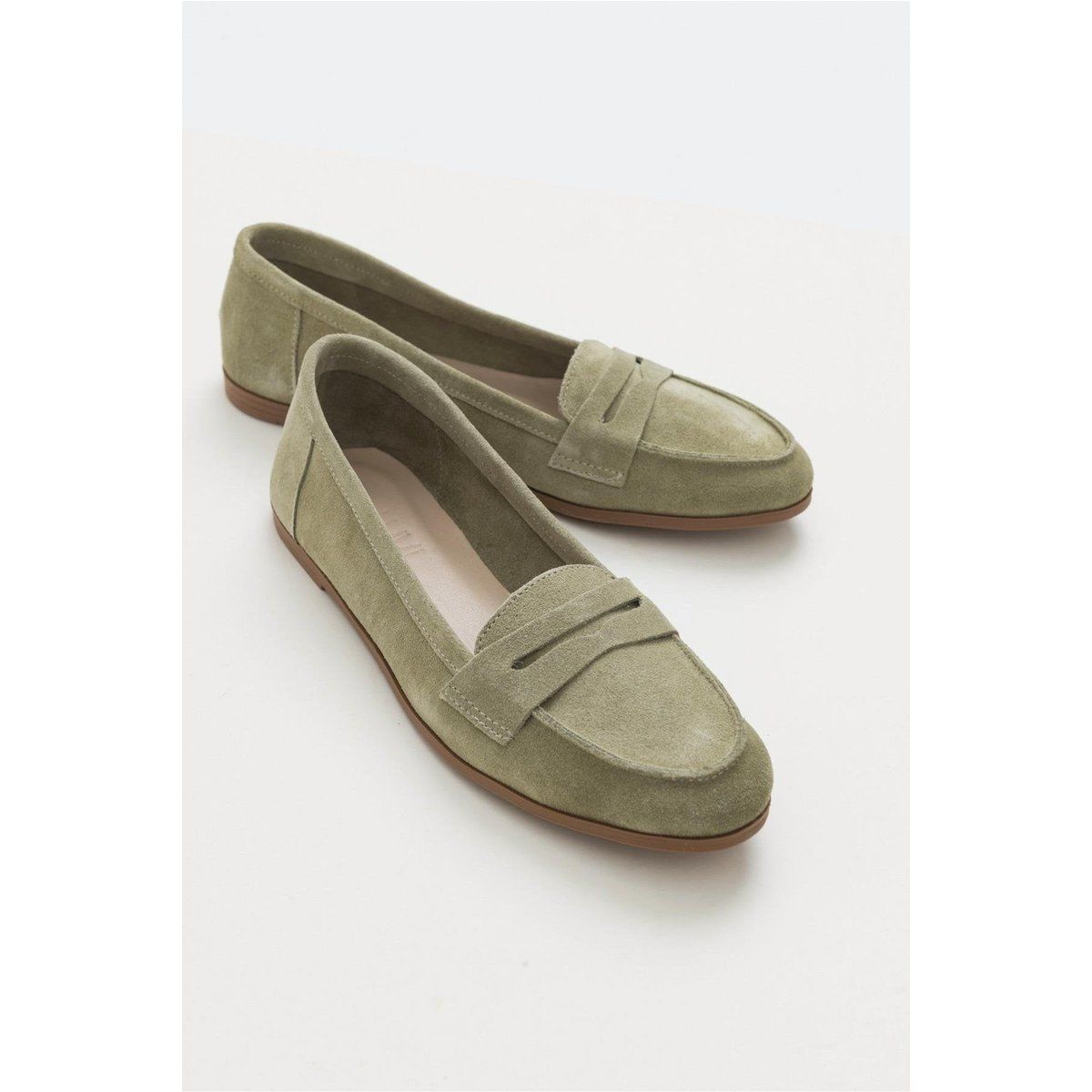 Klassische Penny Loafer aus Wildleder