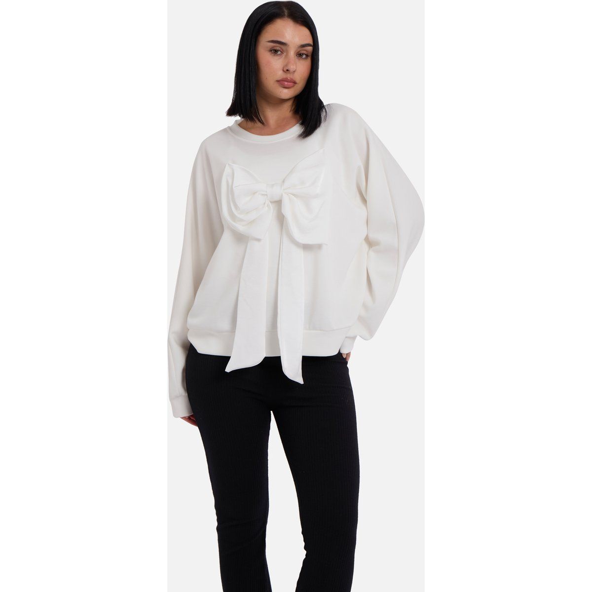 Oversize-Pullover mit markanter Schleife