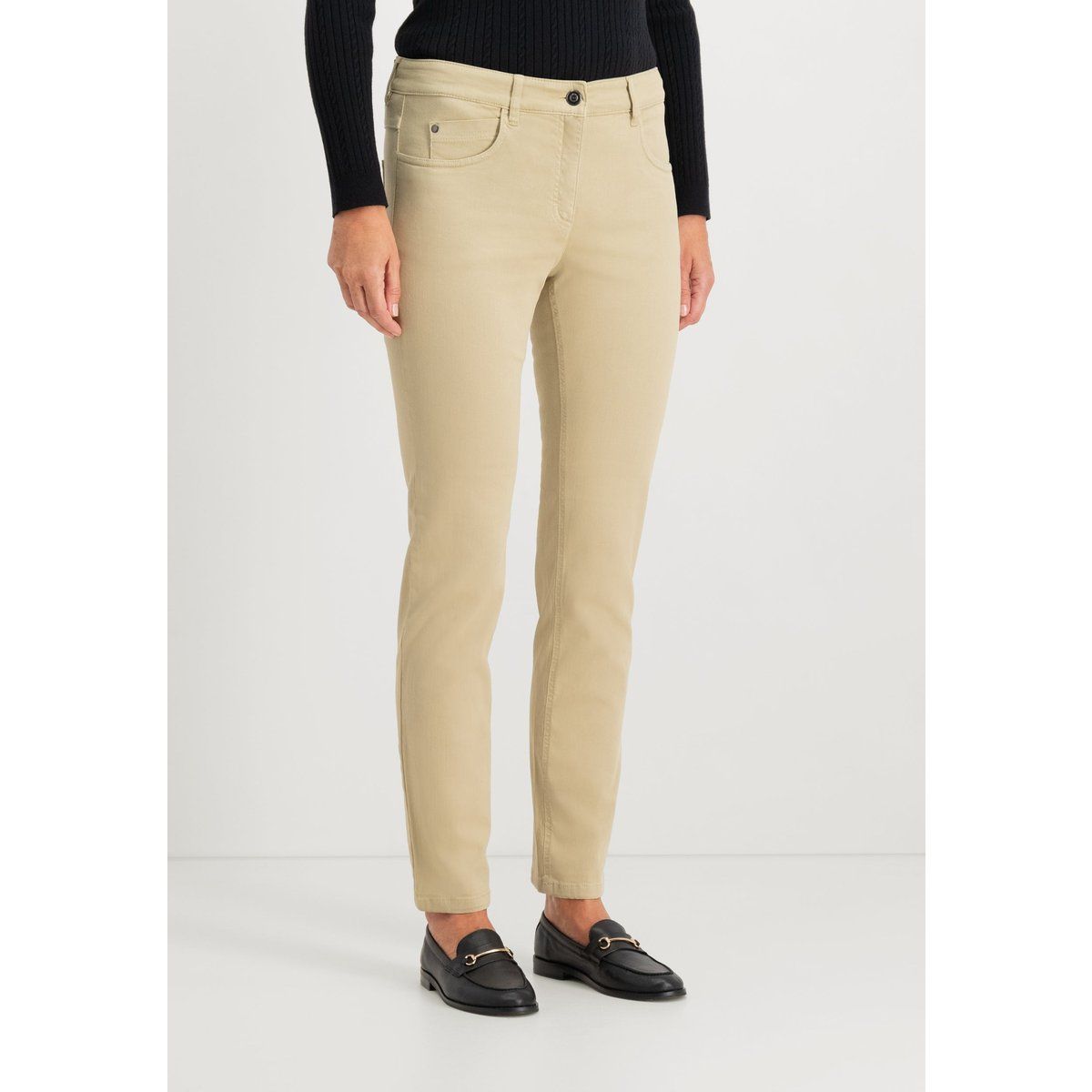 Formgebende Stretch-Jeans mit geradem Bein