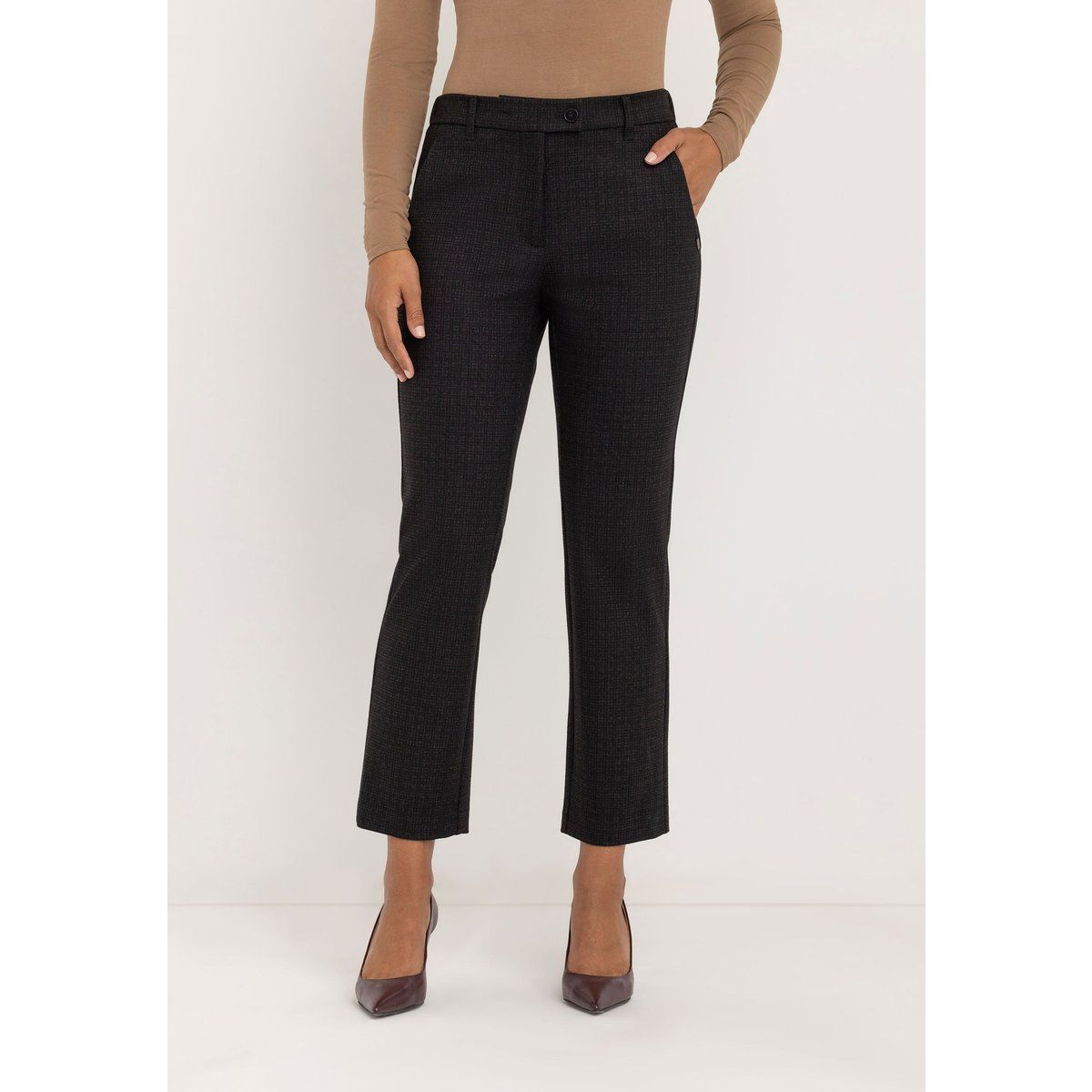 Schmal geschnittene karierte Cropped-Hose