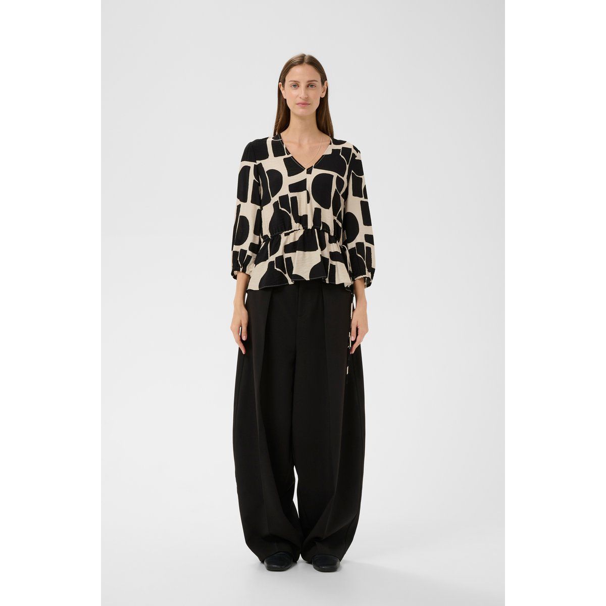 Bluse mit grafischem Allover-Print