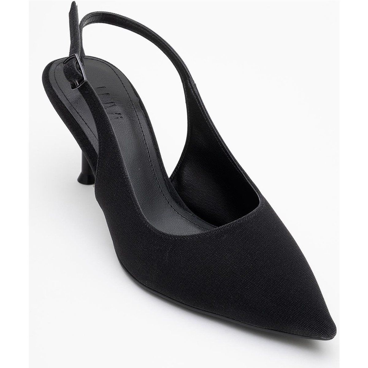 Slingback-Pumps mit spitzer Zehenpartie