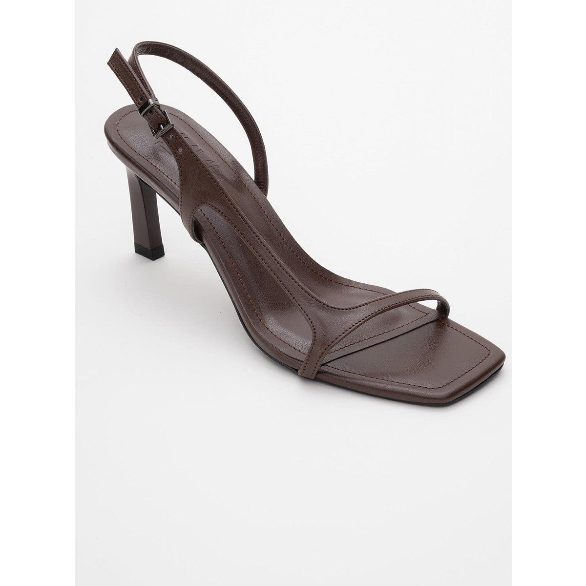 Minimalistische Riemchen-Sandalen mit eckiger Spitze