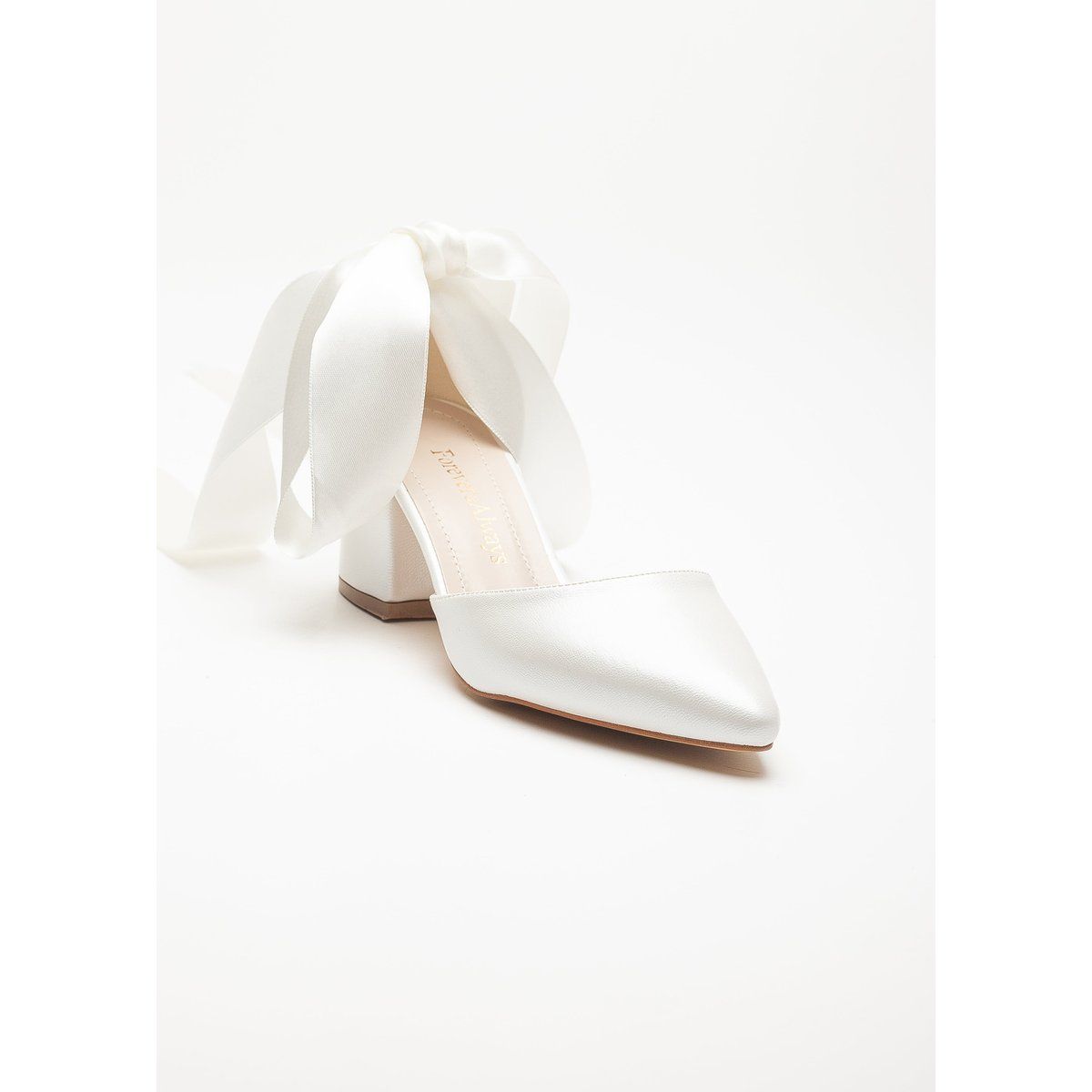 Elegante spitze Blockabsatz-Pumps