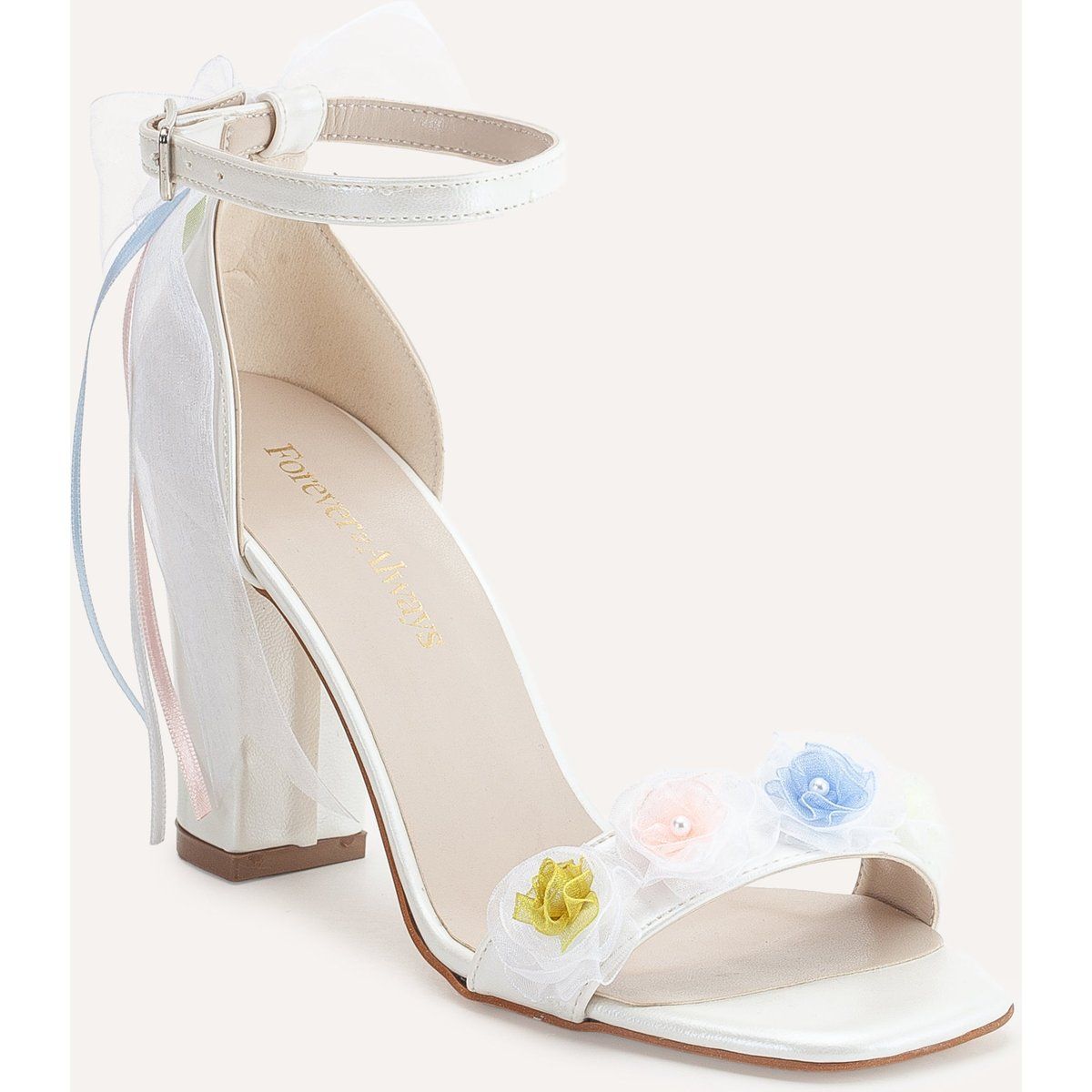 Brautsandalen mit floralen Applikationen