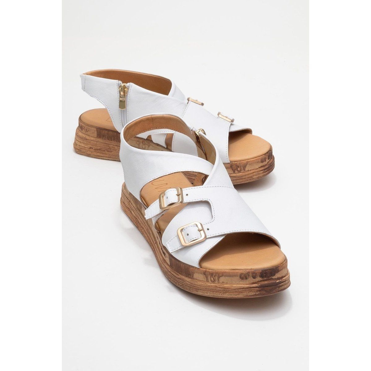 Plateau-Sandalen aus Leder mit Doppelschnalle