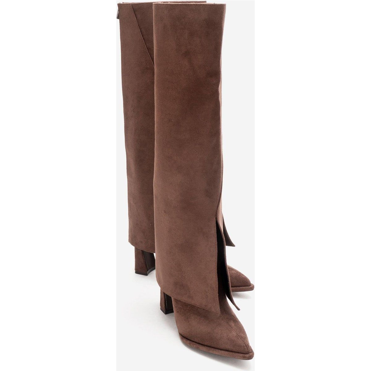 Spitze Stiefel mit Gamaschen-Umschlag