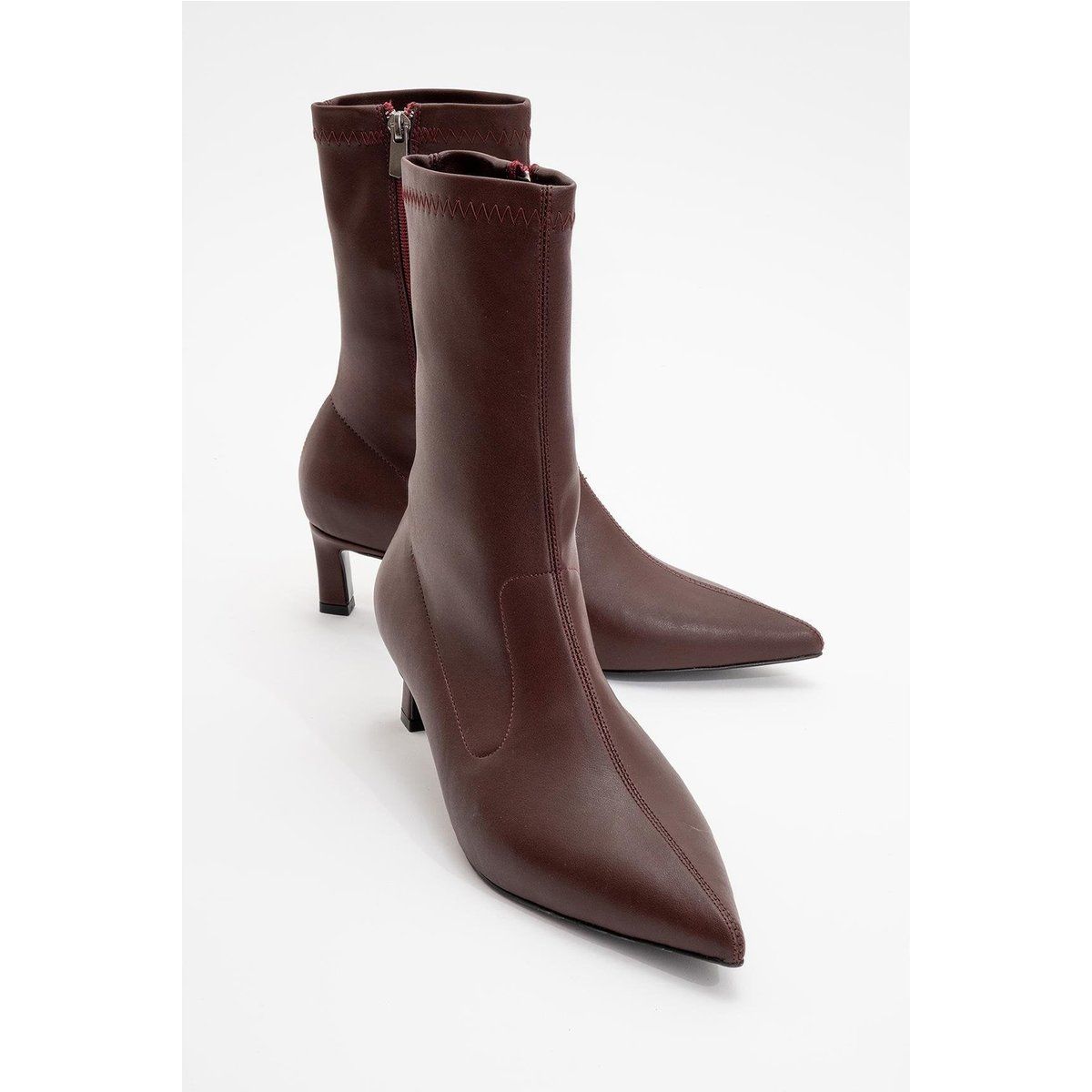 Schlanke Spitze Stiletto-Stiefel
