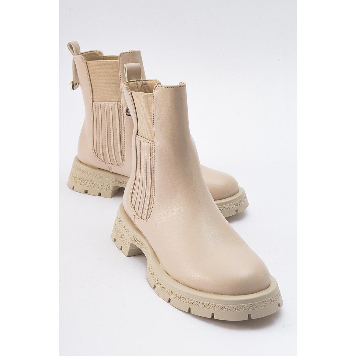 Minimalistischer Chelsea-Boot aus Kunstleder