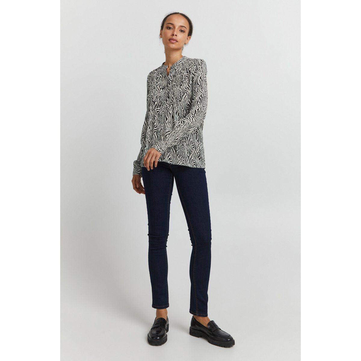 Zebra-Print Bluse mit Stehkragen