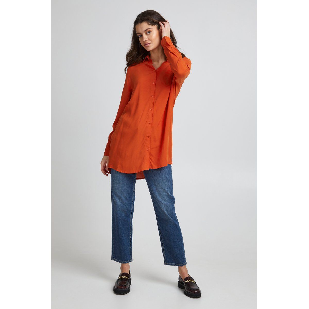 Locker geschnittene Longline-Bluse