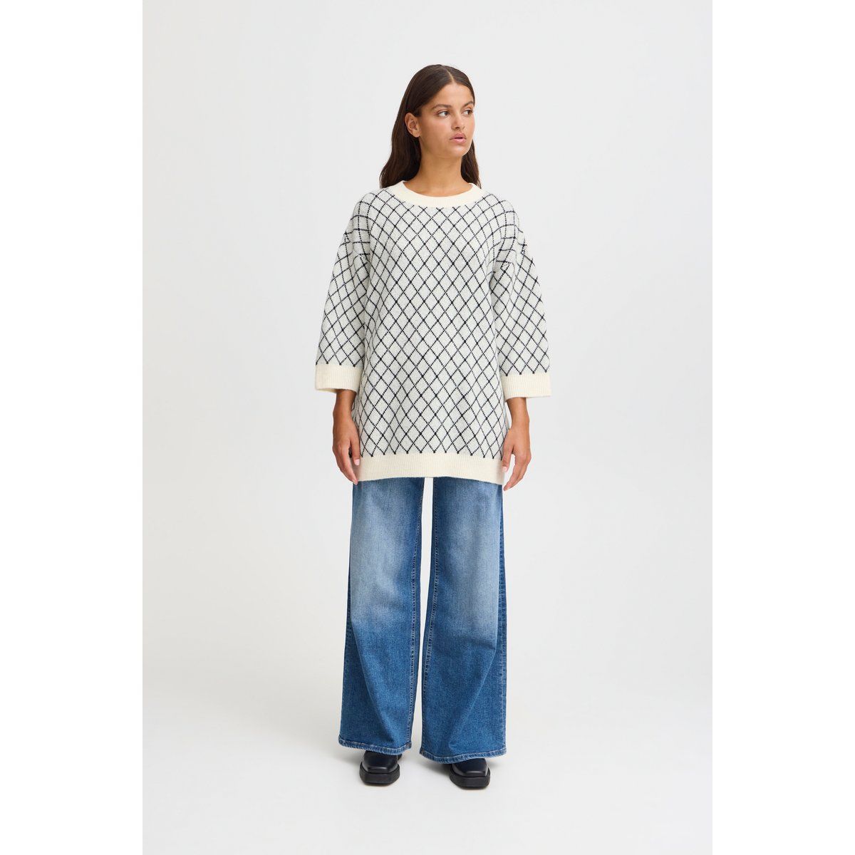 Lockerer Strickpullover mit Rautenmuster