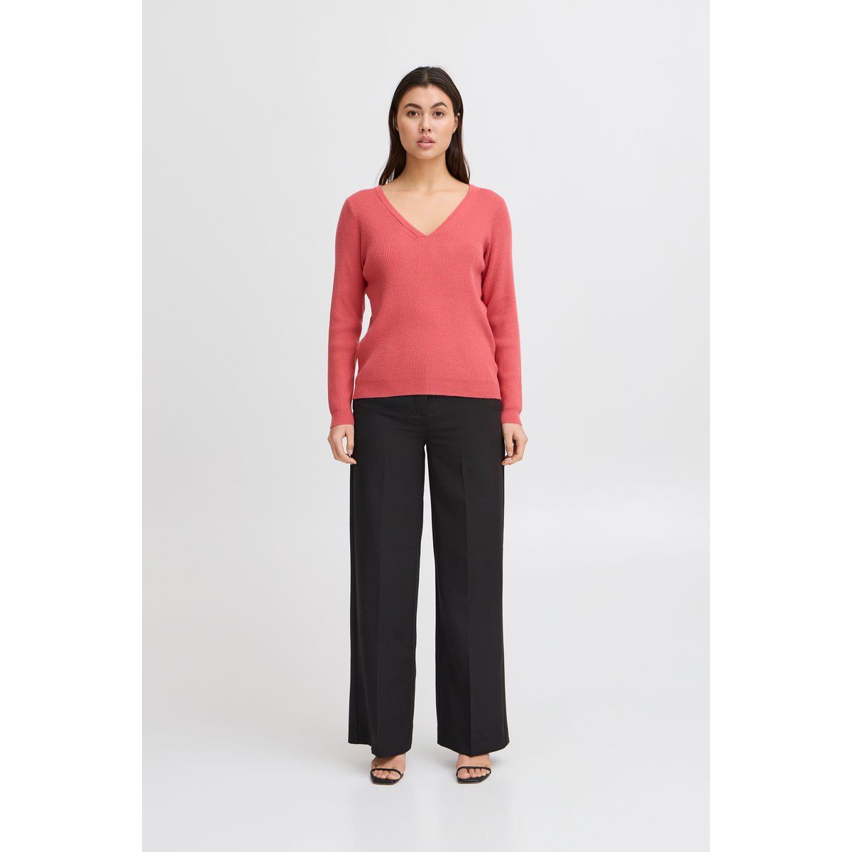 Lockerer Rippstrickpullover mit V-Ausschnitt