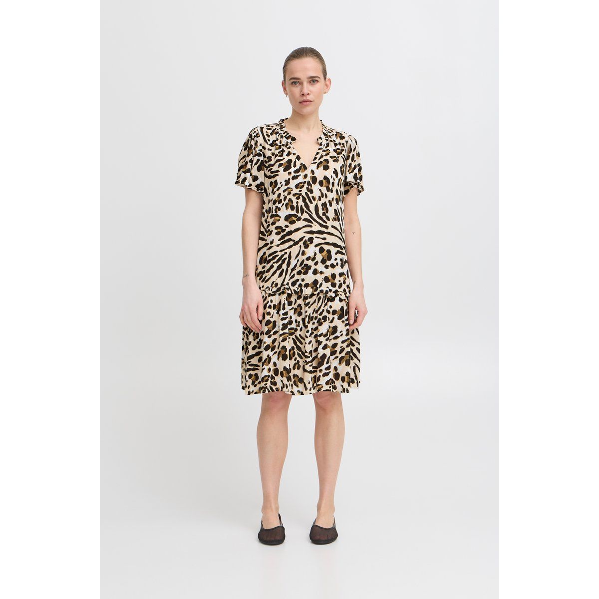 Lockeres Etagenkleid mit Animal-Print