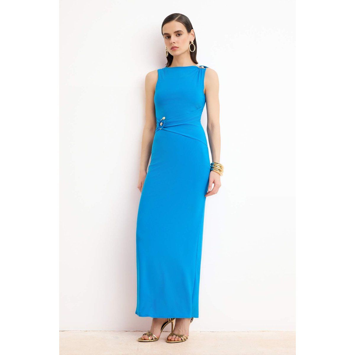 Elegantes Maxikleid mit Ring-Detail