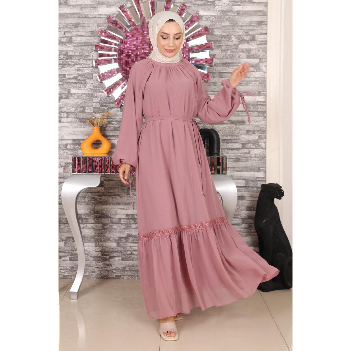 Elegantes Chiffon-Abendkleid mit Spitze