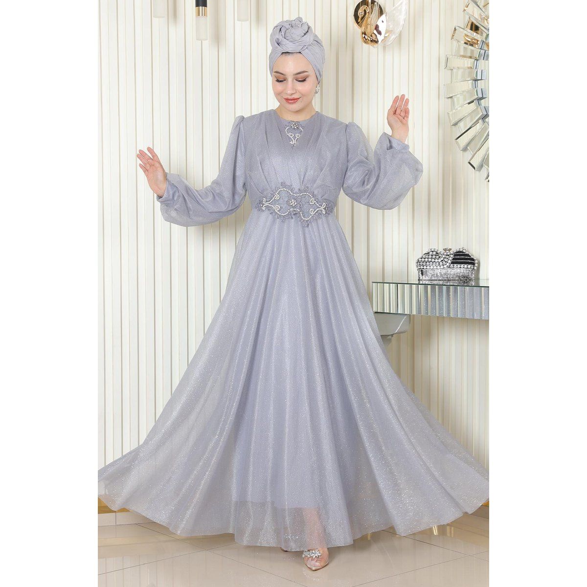 Perlenbesetztes glitzerndes Chiffon-Abendkleid