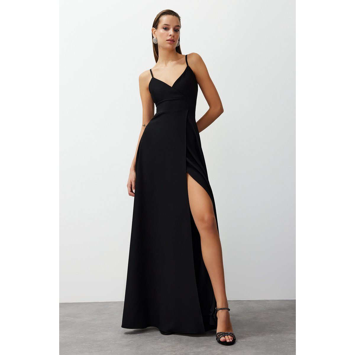 Elegantes Maxikleid mit hohem Beinschlitz